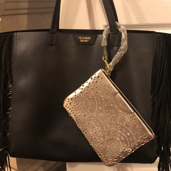 Victoria's Secret Handbags - Victoria’s Secret tote w/wristlet (NWOT)